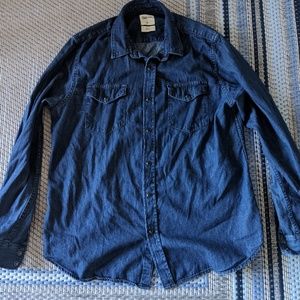 Large Gap slim fit shirt